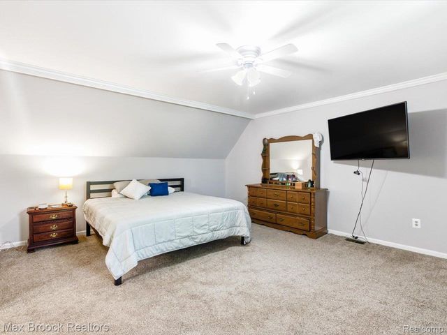 1561 S Delano Street, St. Clair, MI 48079