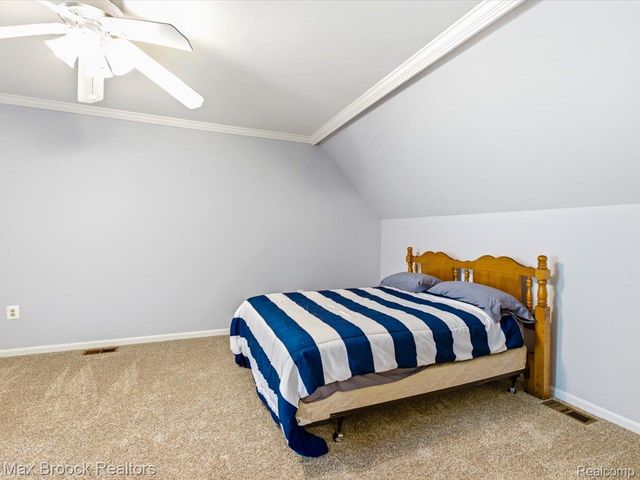 1561 S Delano Street, St. Clair, MI 48079