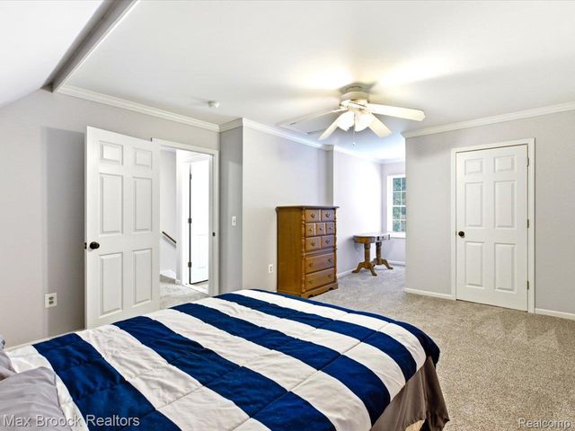 1561 S Delano Street, St. Clair, MI 48079