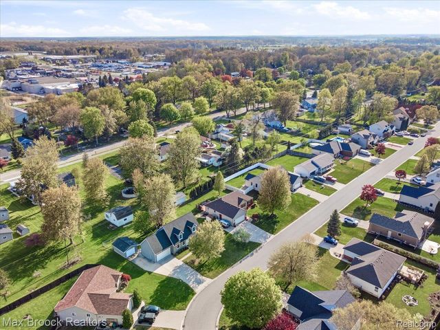 1561 S Delano Street, St. Clair, MI 48079