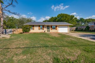 707 Caddell Street, Aubrey, TX 76227