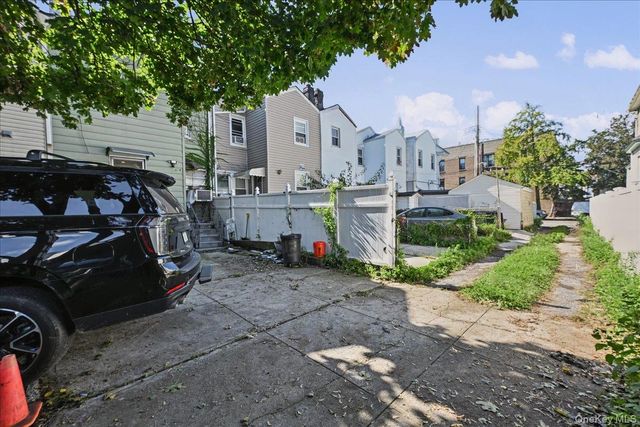 11507 103rd Avenue, Richmond Hill S., NY 11419