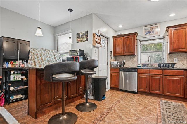 11507 103rd Avenue, Richmond Hill S., NY 11419