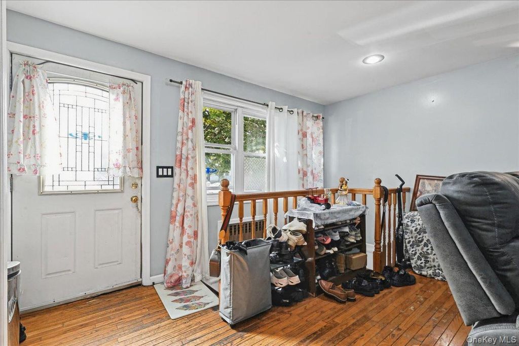 11507 103rd Avenue, Richmond Hill S., NY 11419 — photo 4