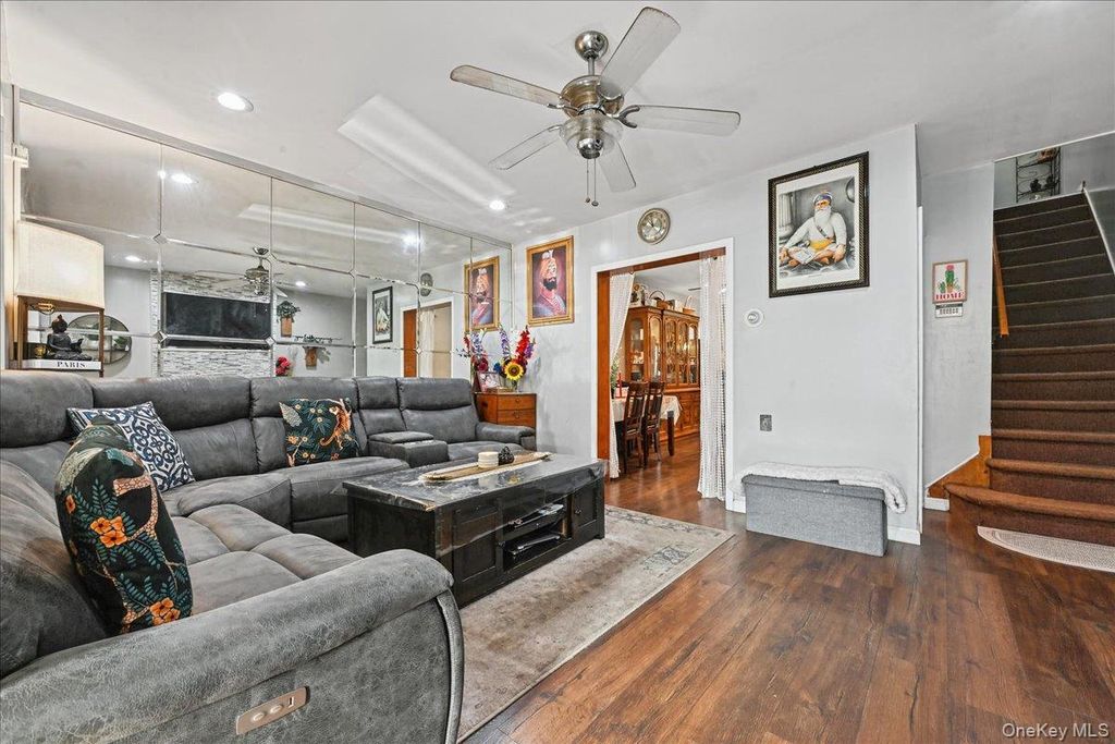 11507 103rd Avenue, Richmond Hill S., NY 11419 — photo 5