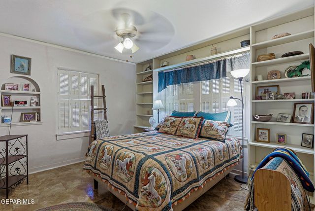 1007 KERBEY Avenue, El Paso, TX 79902