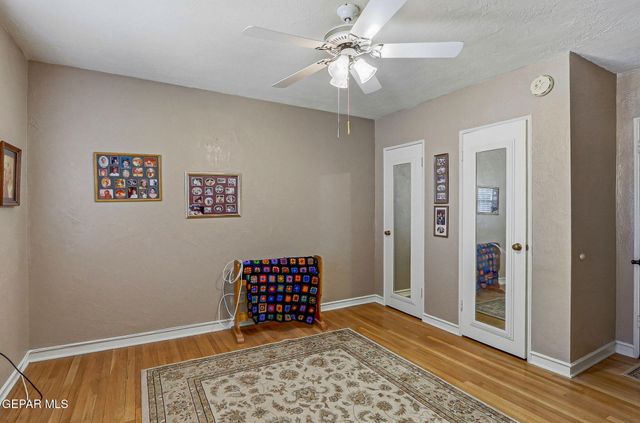 1007 KERBEY Avenue, El Paso, TX 79902