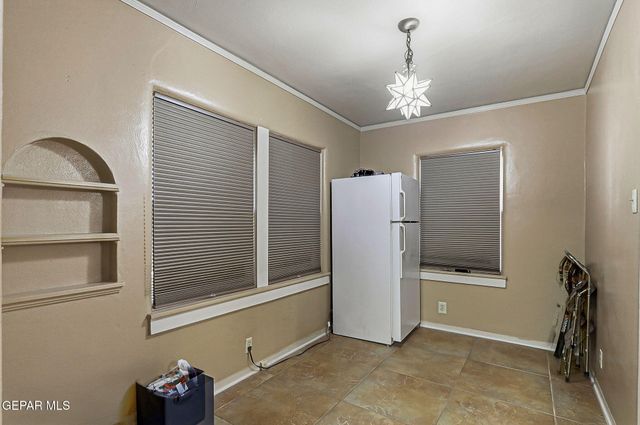 1007 KERBEY Avenue, El Paso, TX 79902