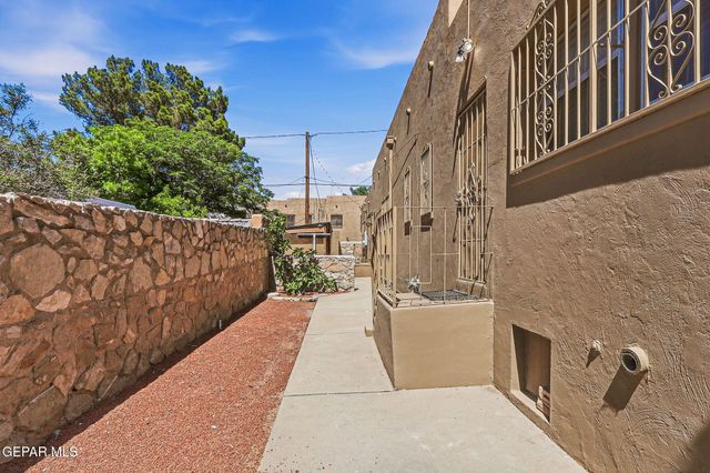 1007 KERBEY Avenue, El Paso, TX 79902