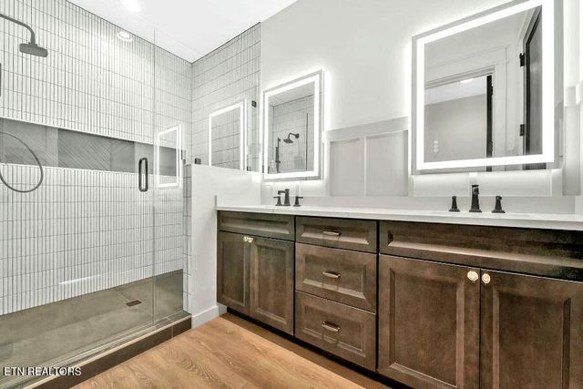 208 Granite Drive, Sevierville, TN 37876