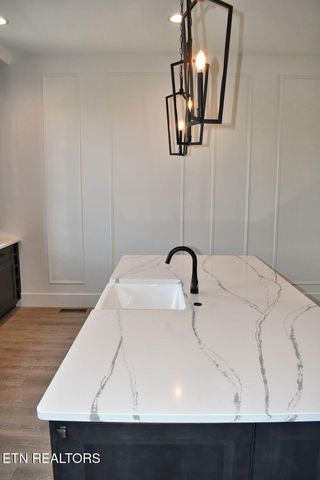 208 Granite Drive, Sevierville, TN 37876