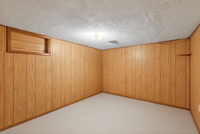 333 Arbor Street, Saint Paul, MN 55102