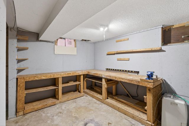 333 Arbor Street, Saint Paul, MN 55102