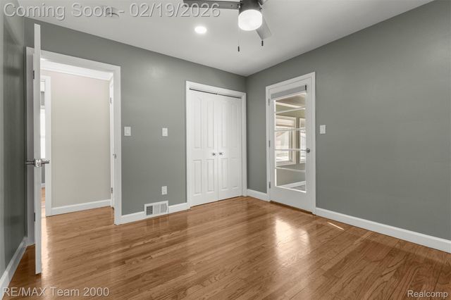 1645 Robindale Avenue, Dearborn, MI 48128