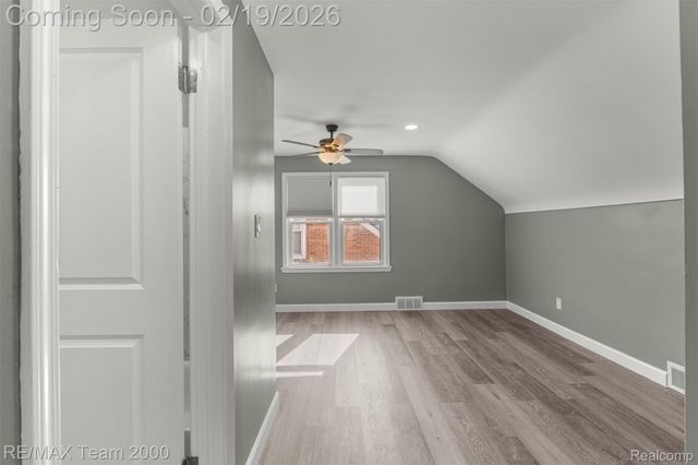 1645 Robindale Avenue, Dearborn, MI 48128