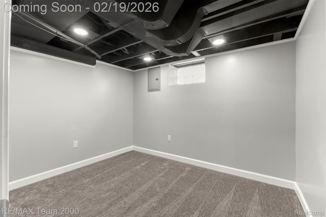 1645 Robindale Avenue, Dearborn, MI 48128