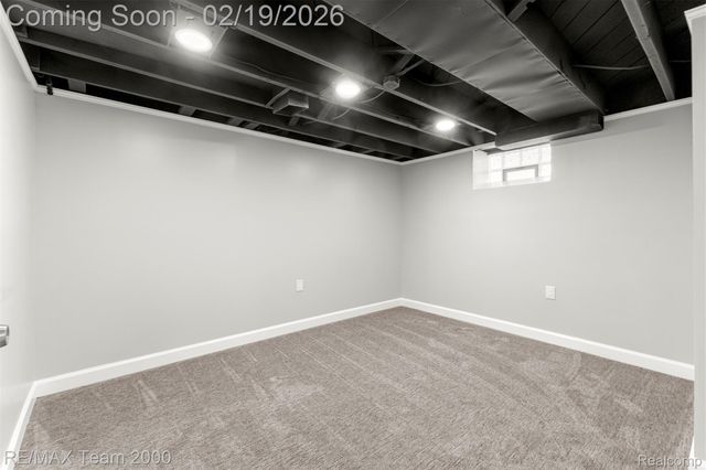 1645 Robindale Avenue, Dearborn, MI 48128