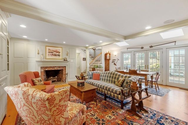322 West St, Carlisle, MA 01741