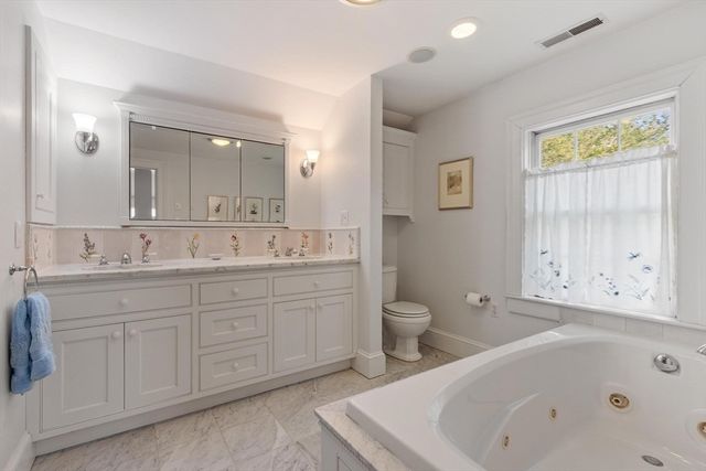 322 West St, Carlisle, MA 01741