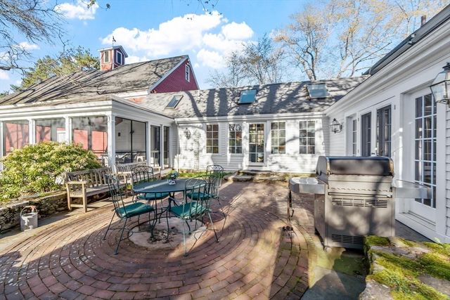 322 West St, Carlisle, MA 01741