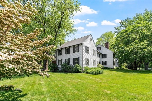 322 West St, Carlisle, MA 01741