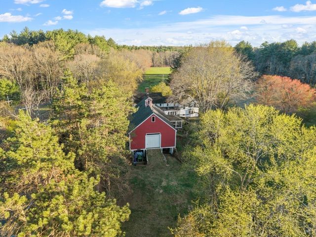 322 West St, Carlisle, MA 01741