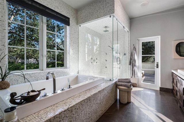 9741 W Suburban Drive, Pinecrest, FL 33156