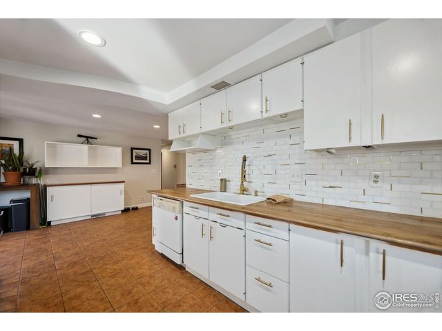 261 South Ct, Estes Park, CO 80517