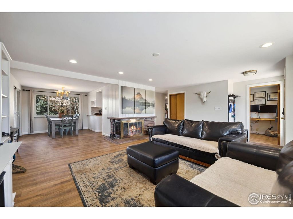 261 South Ct, Estes Park, CO 80517