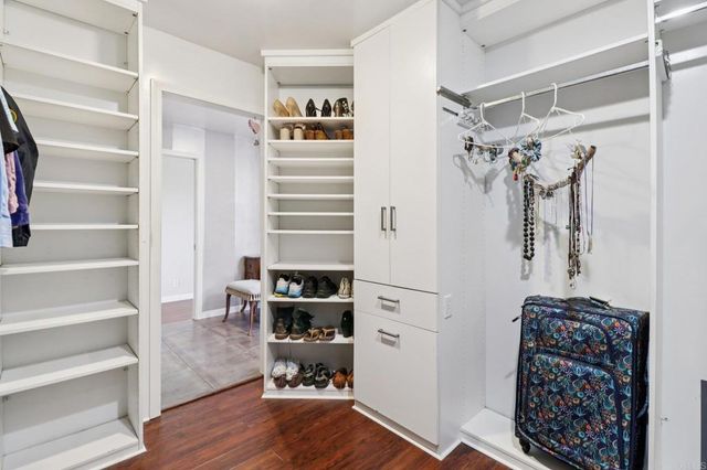 1607 Hunsaker Street, Oceanside, CA 92054