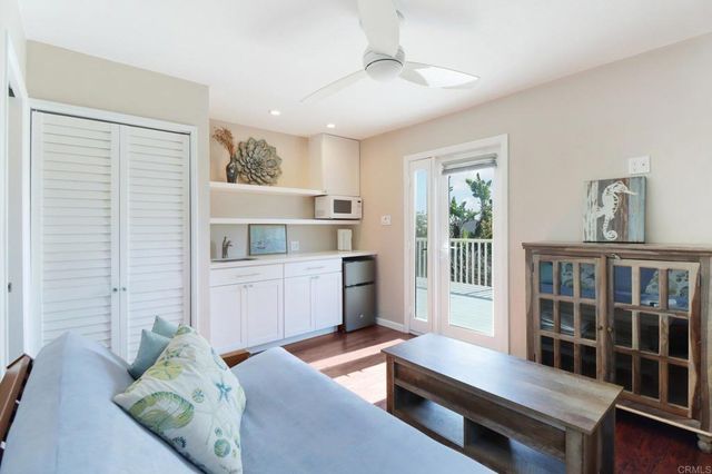 1607 Hunsaker Street, Oceanside, CA 92054