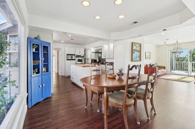 1607 Hunsaker Street, Oceanside, CA 92054