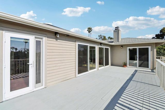 1607 Hunsaker Street, Oceanside, CA 92054