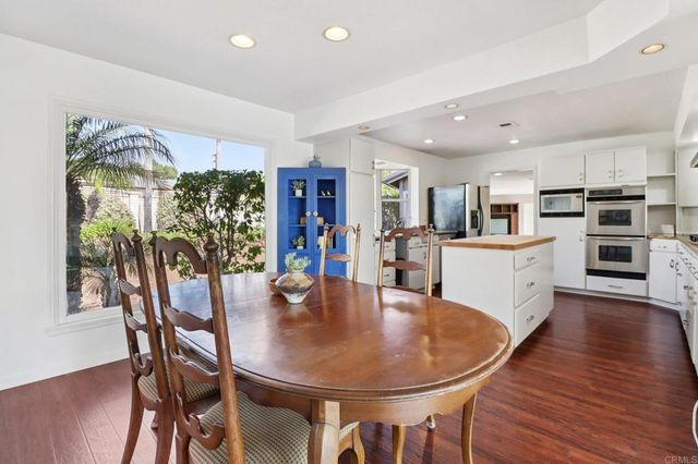 1607 Hunsaker Street, Oceanside, CA 92054