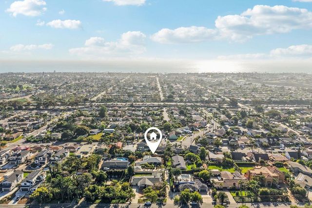 1607 Hunsaker Street, Oceanside, CA 92054