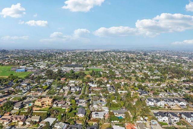 1607 Hunsaker Street, Oceanside, CA 92054