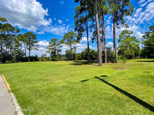 3230 Cumberland Road, 35, Ocean Springs, MS 39564
