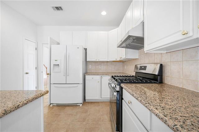 11100 Glenhurst Pass, Johns Creek, GA 30097