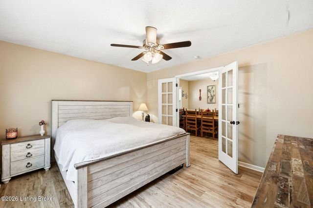 5404 Rayburn Rd, Louisville, KY 40272