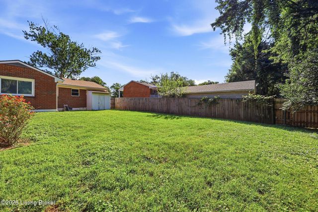 5404 Rayburn Rd, Louisville, KY 40272