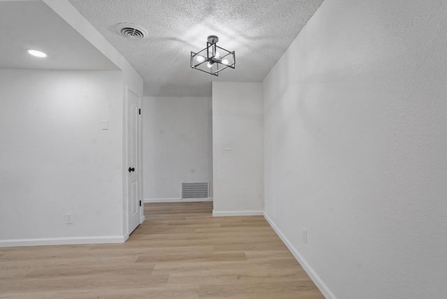 3212 Royalton Ave, Modesto, CA 95350