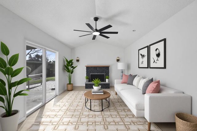 3212 Royalton Ave, Modesto, CA 95350