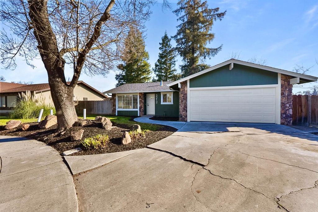 3212 Royalton Ave, Modesto, CA 95350