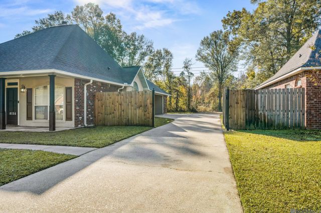 8114 Versailles Dr, Denham Springs, LA 70706