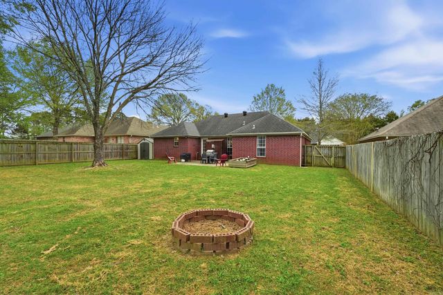 4430 Oregon Trail, Conway, AR 72034