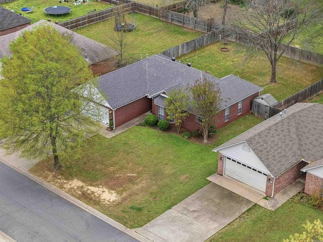 4430 Oregon Trail, Conway, AR 72034