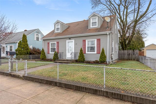 37 Grand Avenue, Pawtucket, RI 02861