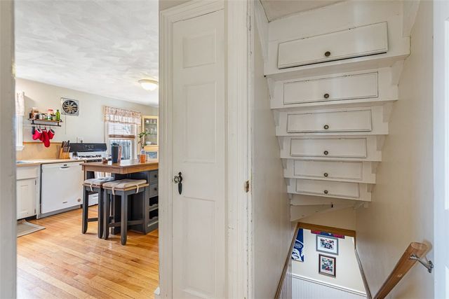 37 Grand Avenue, Pawtucket, RI 02861