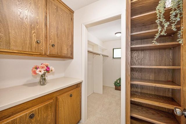 4821 Saint Thomas Dr, Fair Oaks, CA 95628