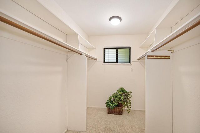 4821 Saint Thomas Dr, Fair Oaks, CA 95628